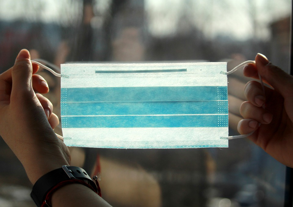 సిడిసి: ముసుగు సరిగ్గా ధరించడం ఎలా?